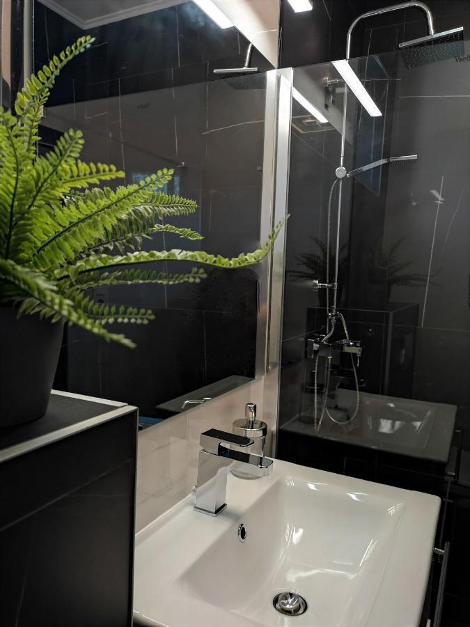 Otium Wellness Apartmanhaz بالاتوناكاراتيا المظهر الخارجي الصورة