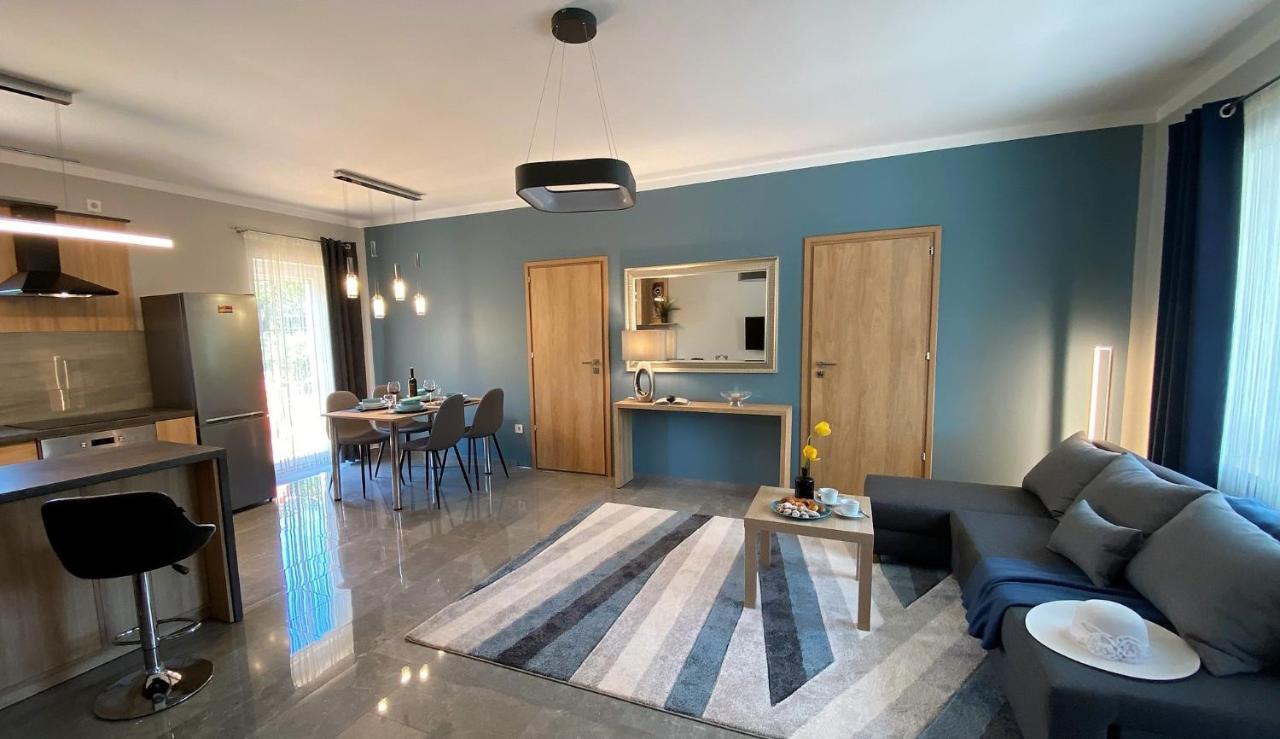 Otium Wellness Apartmanhaz بالاتوناكاراتيا المظهر الخارجي الصورة