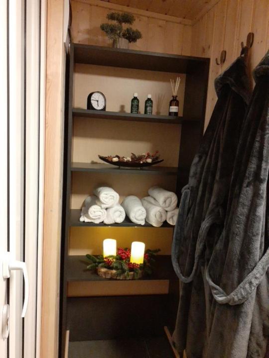 Otium Wellness Apartmanhaz بالاتوناكاراتيا المظهر الخارجي الصورة